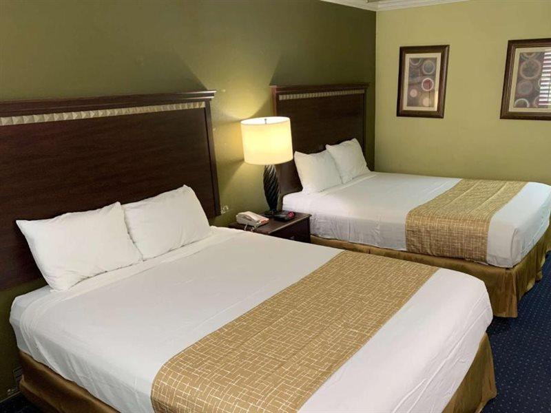 Travelodge By Wyndham Odessa Extérieur photo