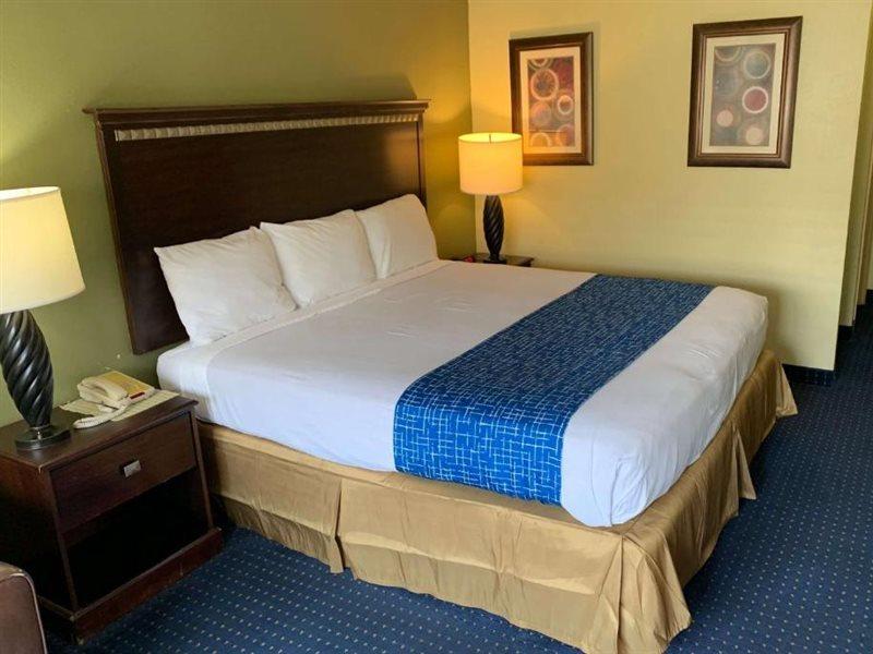 Travelodge By Wyndham Odessa Extérieur photo