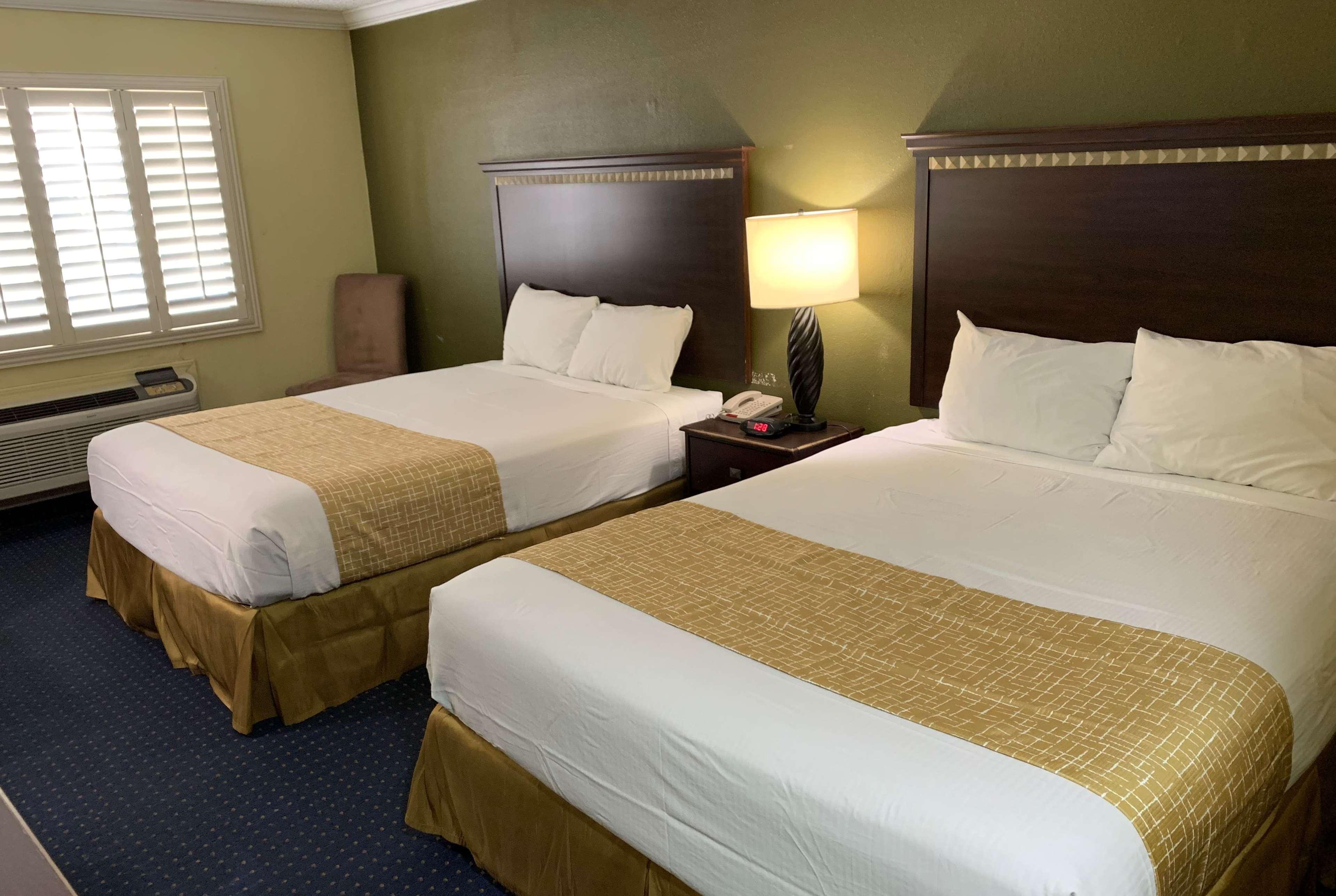 Travelodge By Wyndham Odessa Extérieur photo
