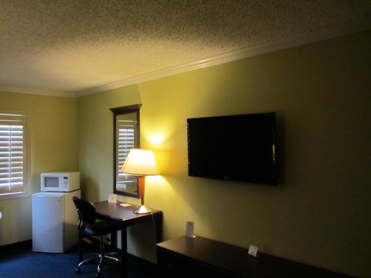 Travelodge By Wyndham Odessa Extérieur photo