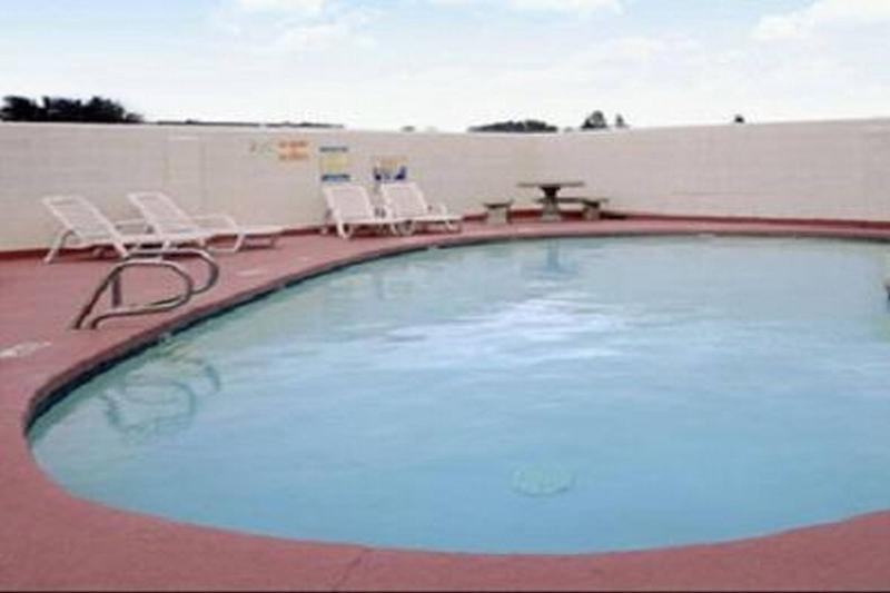 Travelodge By Wyndham Odessa Extérieur photo