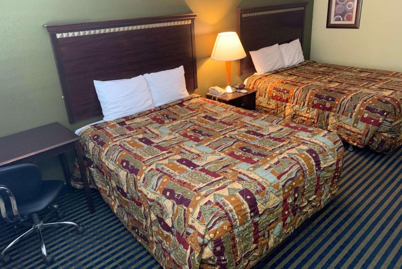 Travelodge By Wyndham Odessa Extérieur photo